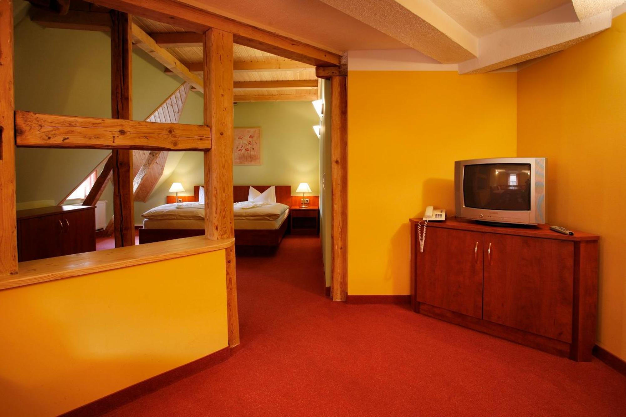 Hotel Zum Kanzler Stolberg i. Harz Екстериор снимка